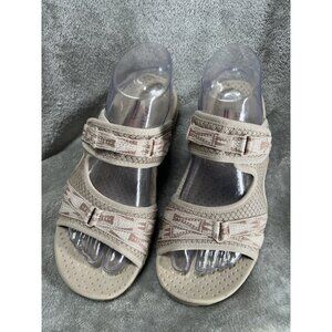 Skechers Women’s 7 Outdoor Lifestyle Slide Sandals Tan Shoes Walking Water